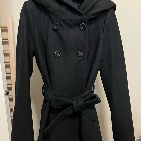 Le Chateau mid length hooded wrap coat - Picture 2 of 9